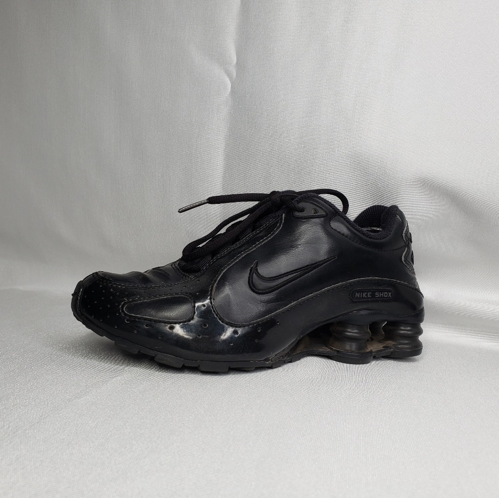 Women's sneakers